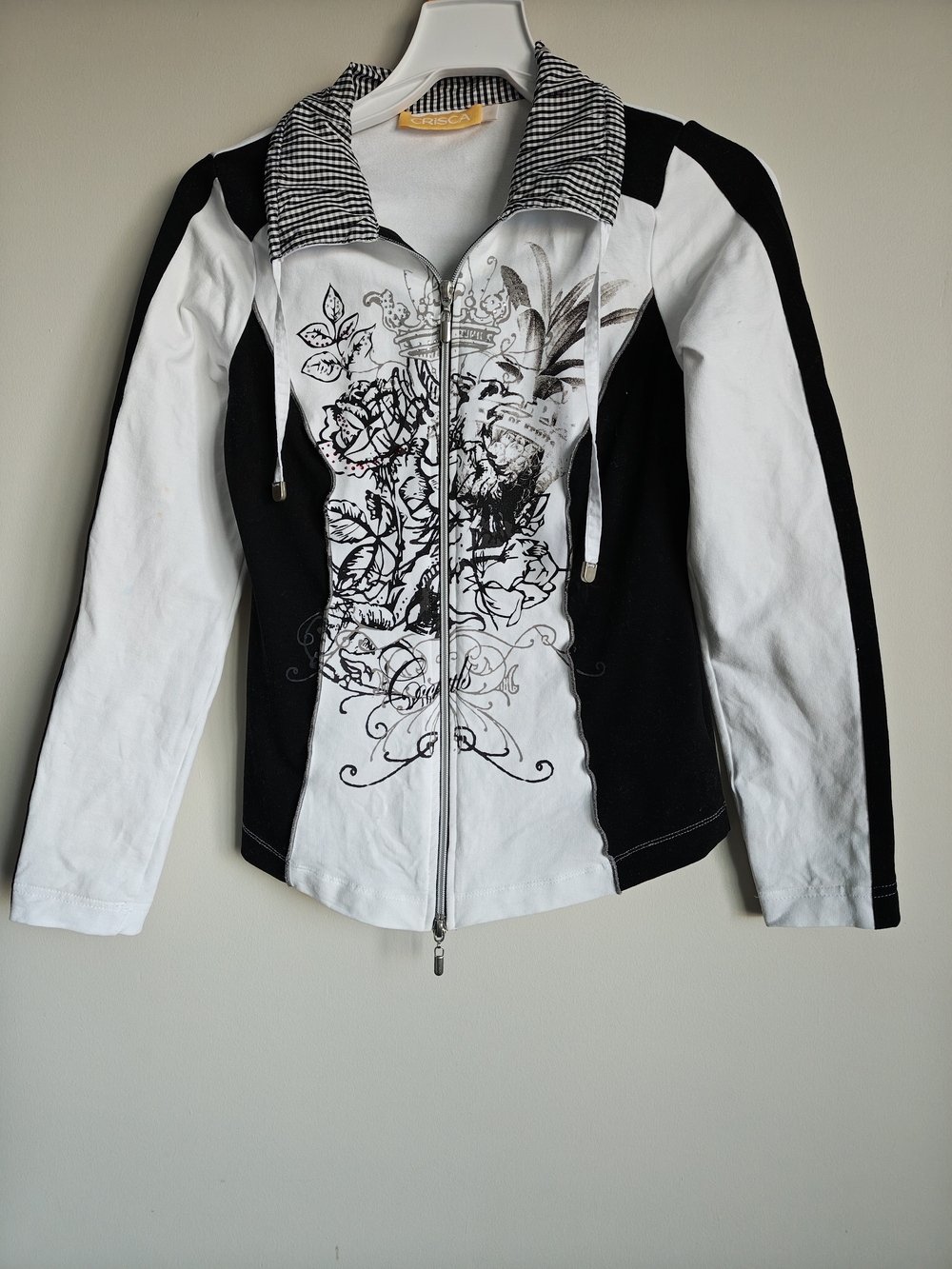Y2K Ed Hardy Black & White Zip-Front Printed Sweatshirt - Picture 9 of 9